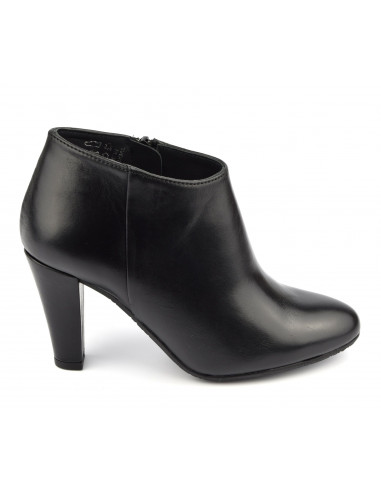 Low boots, smooth black leather, small sizes 33,34, Valos, Bella B
