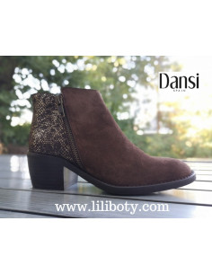 Black suede ankle boots, Dansi Calzados, small sizes, santiag style heel, 1840