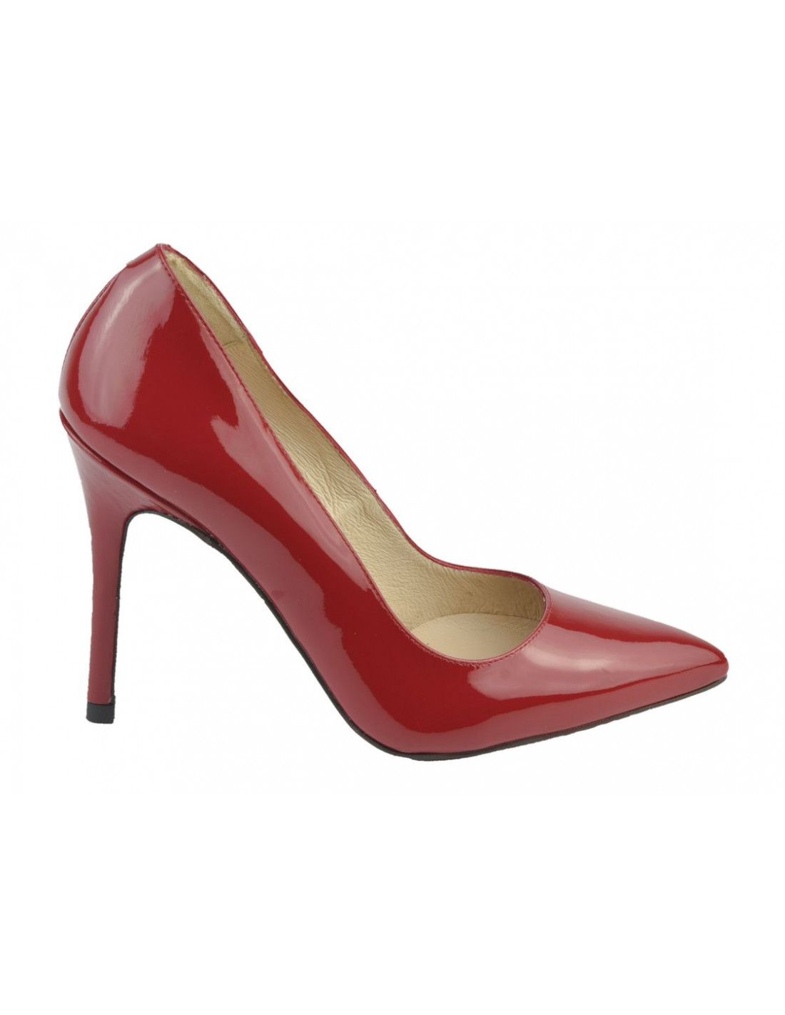 patent leather pointed toe pumps