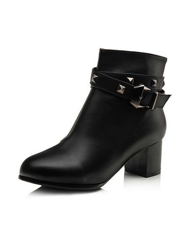 "Cyclamen" black ankle boots for women