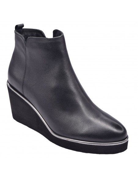 chaussure, bottines compensées, femme petites pointures, noir, vue diagonale