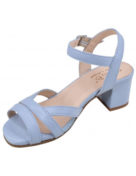 Sandales bleu ciel Bella B petites pointures vue trois-quarts