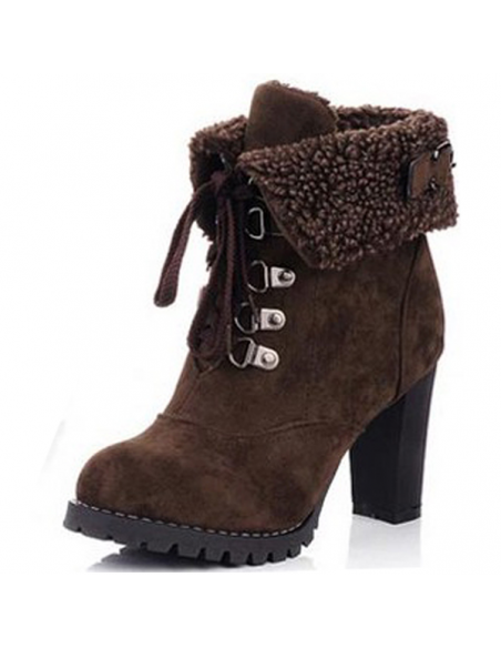 Women&#39;s brown ankle boots with small sizes