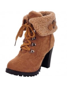 Light brown fur boots small size
