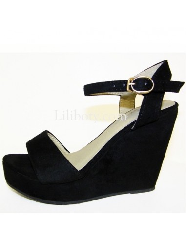 solid black wedges