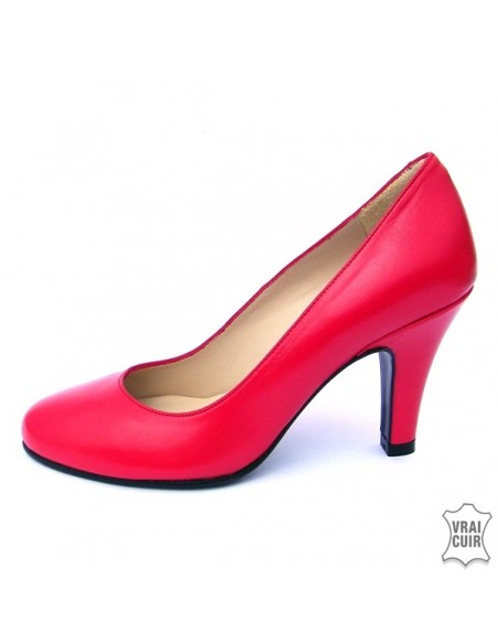 Red leather heeled pumps