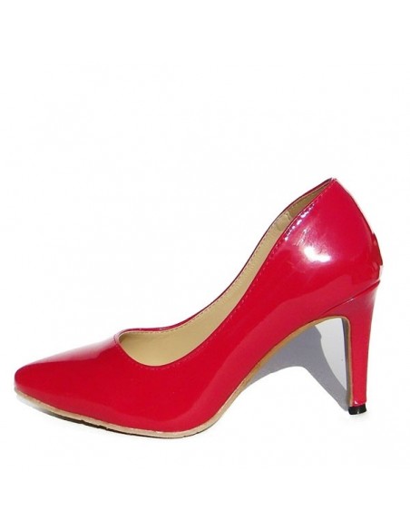Red hawthorn heels