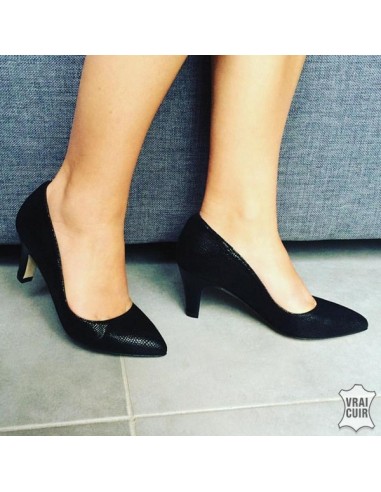 Zapatos de tacón de cuero negros