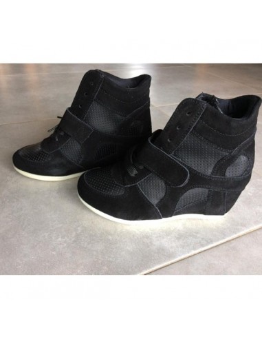 Anthémis Black Wedge Sneakers