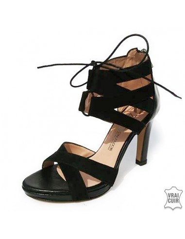 Black platform sandals with laces in small size for women, zoo calzados