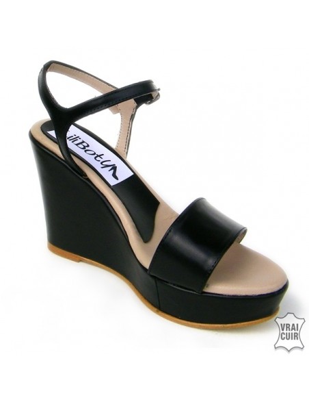 Black "Nina" sandals in smooth leather, small woman size 32 33 34