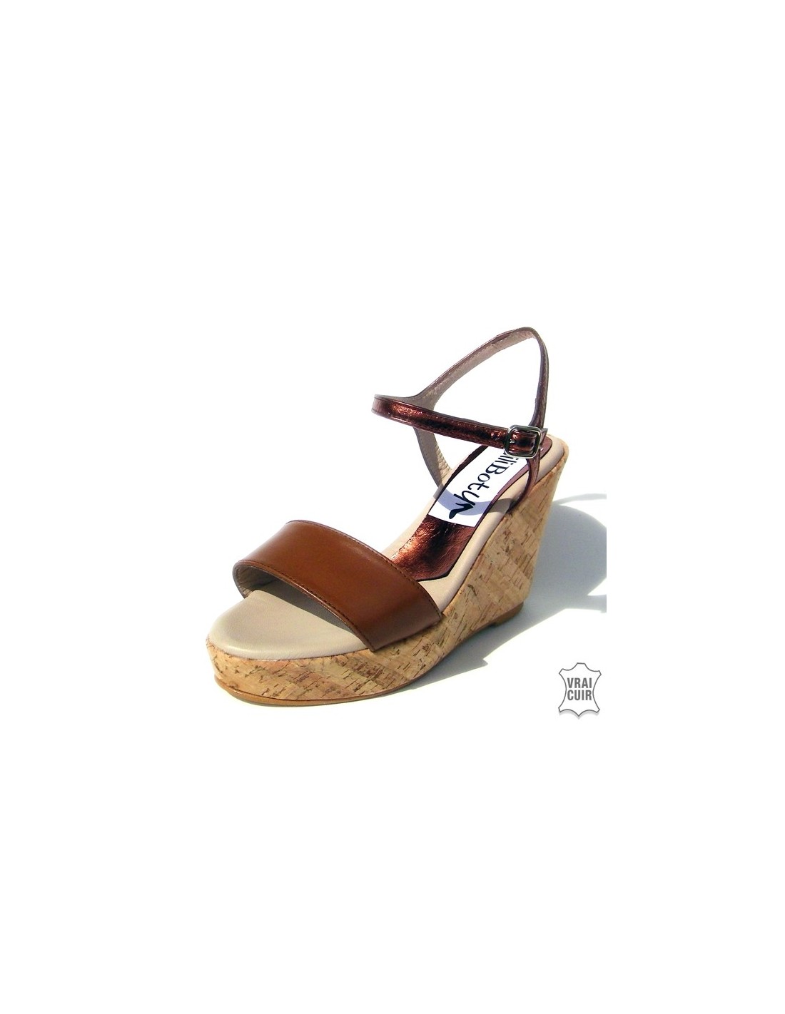 Sandalias piel marrón con tacones de cuña de pequeña para mujer