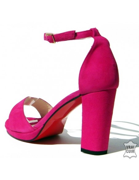 Trendy small size sandals for women in fuschia pink