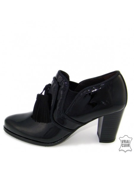 נעלי דרבי פטנט שחורות עם עקבים "7751" במידות קטנות של נשים