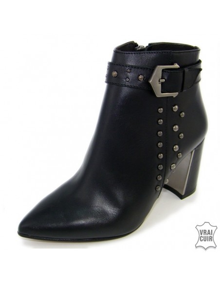 Black ankle boots with studs "7376" in ladies small size