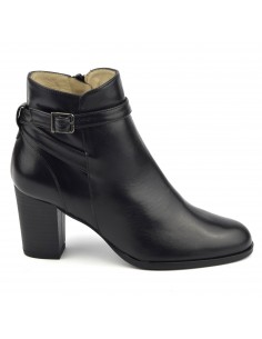 Black smooth leather ankle boots, FZ97588, Brenda Zaro, women small sizes
